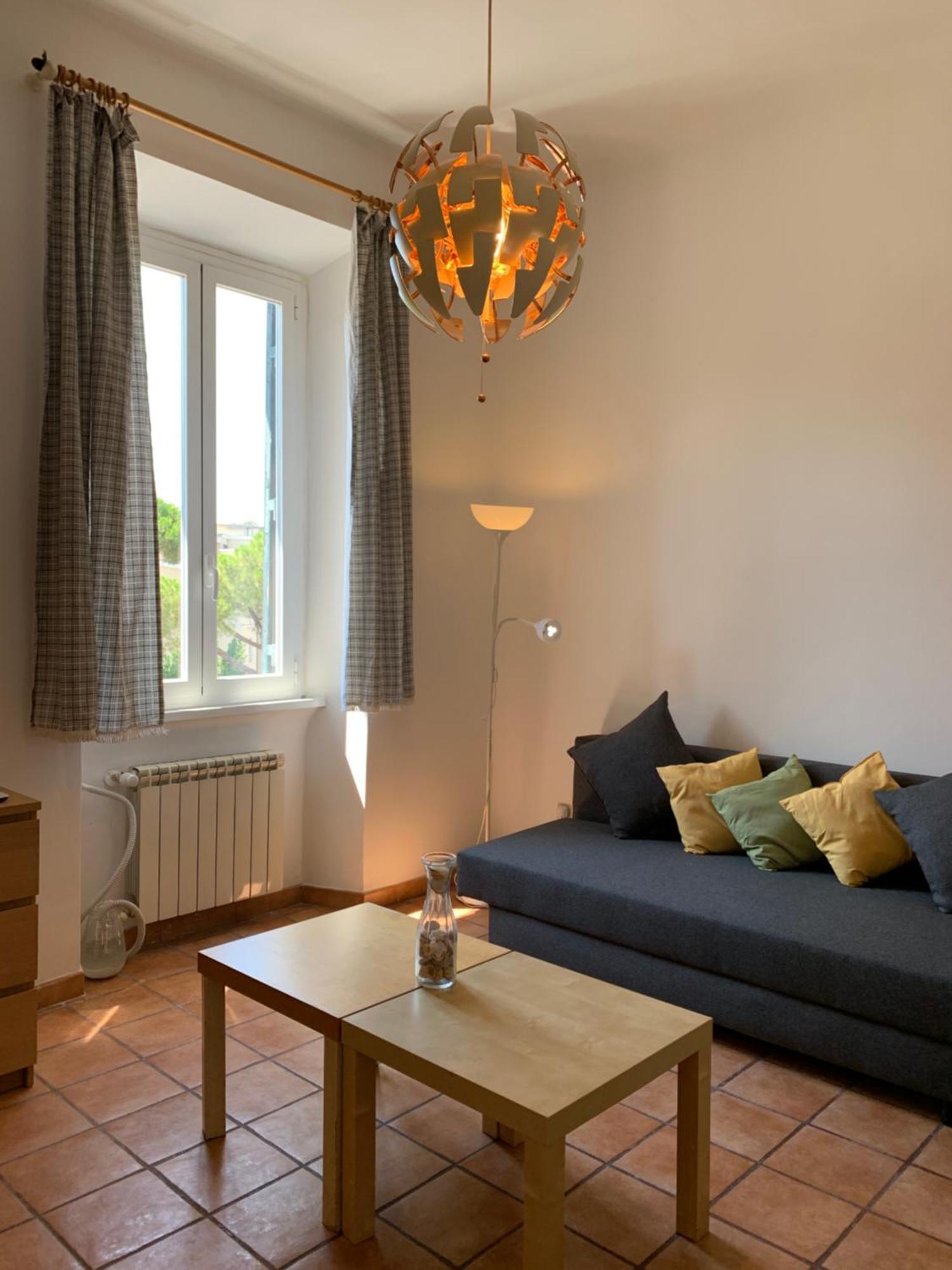 Flat Nearby Vaticano - Caracciolo 4 Appartamento *