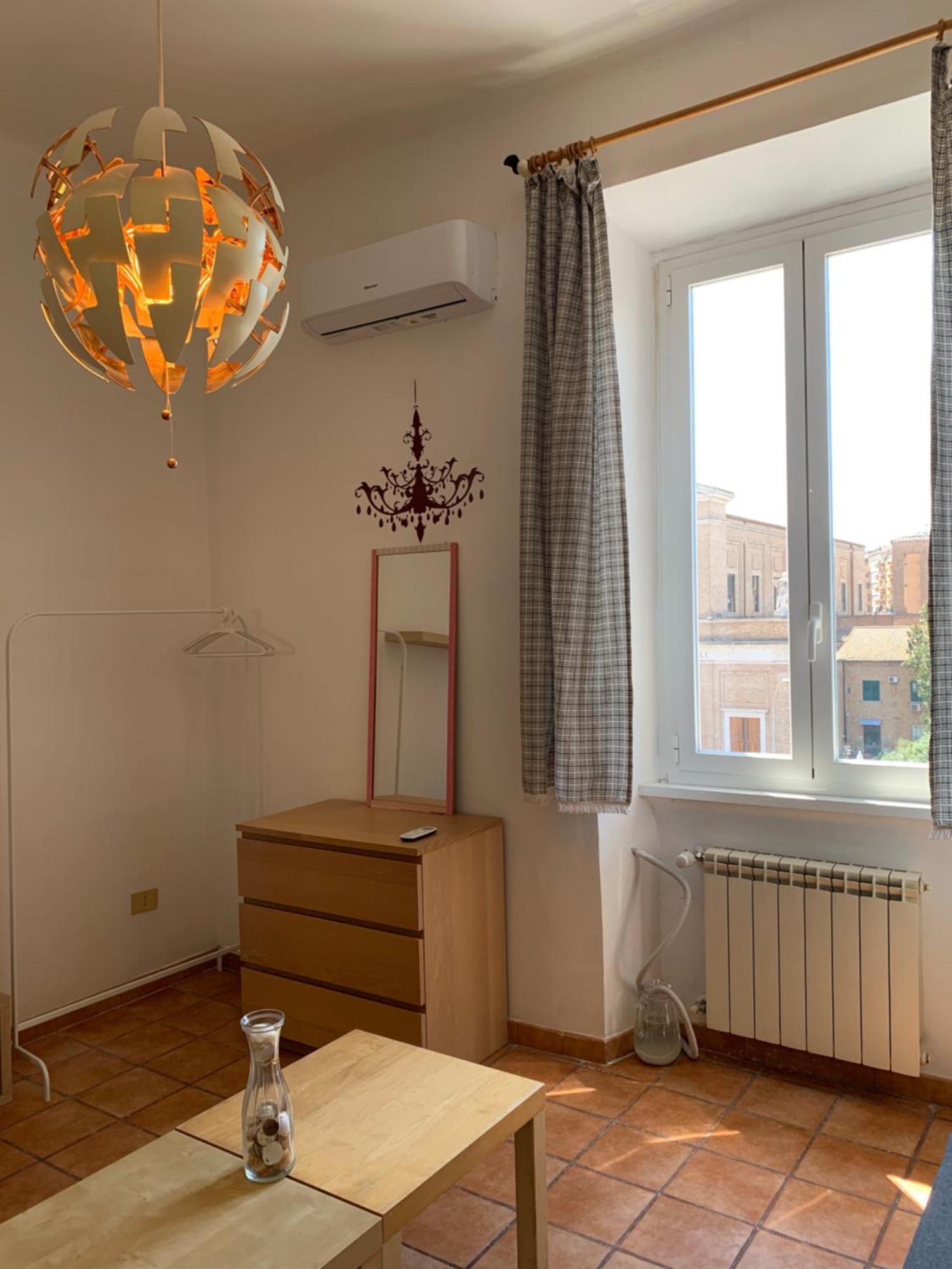 Flat Nearby Vaticano - Caracciolo 4 Appartamento Roma
