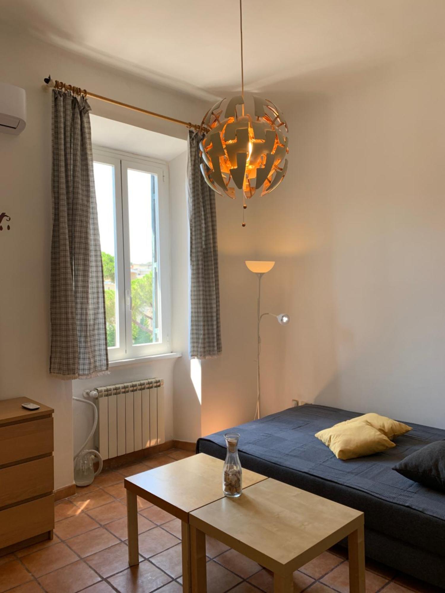 Appartamento Flat Nearby Vaticano - Caracciolo 4 *
